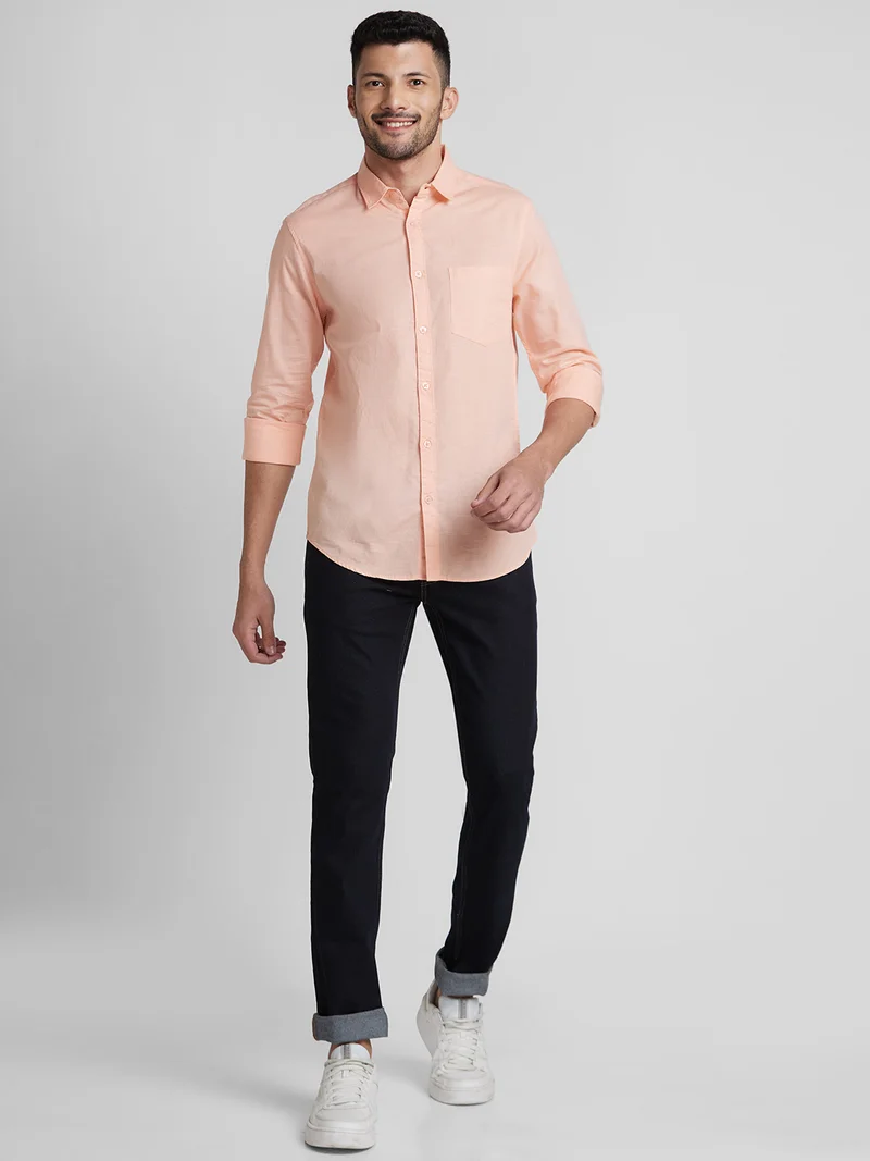جلو باص Globus Men Salmon Solid Cotton Regular Fit Casual Shirt